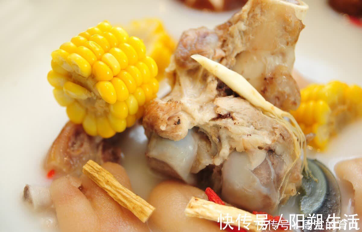 膨化食品|这些食物吃多了可能会影响孩子长个,家长要牢记别再买给孩子吃了