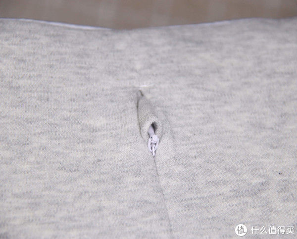 全方位守護睡眠，8H蝶形肩頸養護天然乳膠枕Ace