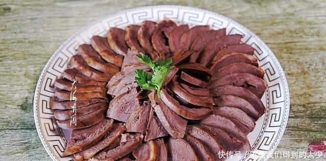 晒我家“子婿日”晚餐,一桌大鱼大肉扫年货,吃完这顿再减肥