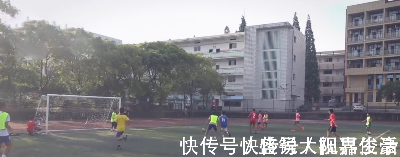 足球俱乐部|球迷父亲终将孩子培养成足球少年，12岁踢进西班牙马德里俱乐部