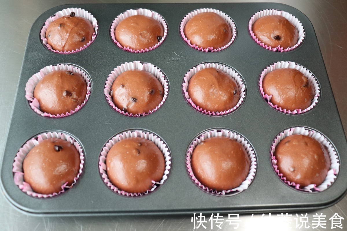 自制双重巧克力蛋糕，香浓丝滑，这个配方比蛋糕店的还好吃