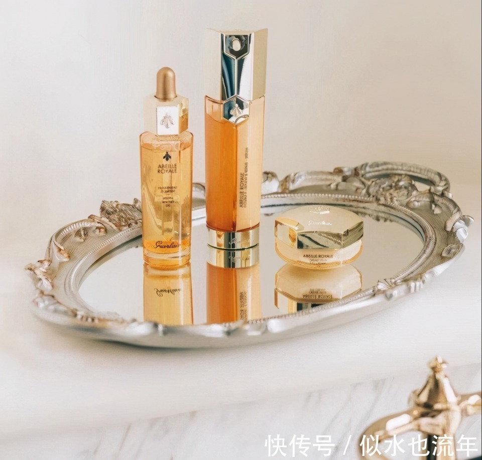 精华|糟糕,是心动的感觉!4款人气精华液滋润补水抗氧化,你喜欢吗?