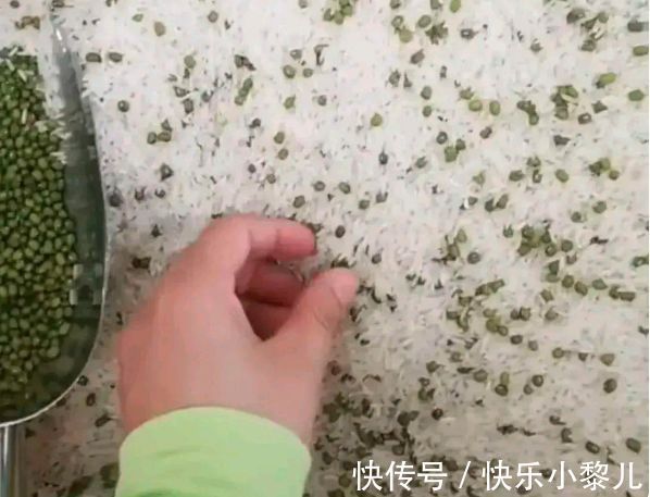 孩子|如何将大米和绿豆分开？熊孩子超市闯祸，万能网友贡献“小妙招”