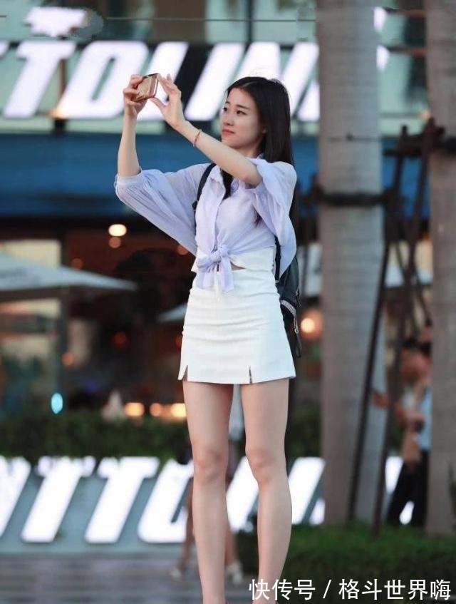 |街拍关于喜欢你这件事,就当闹了个笑话吧!