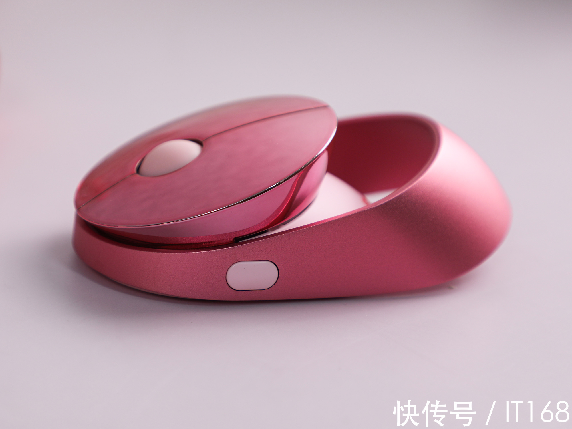 r甜美人儿的首选 雷柏ralemo无线键鼠心花怒放版赏析