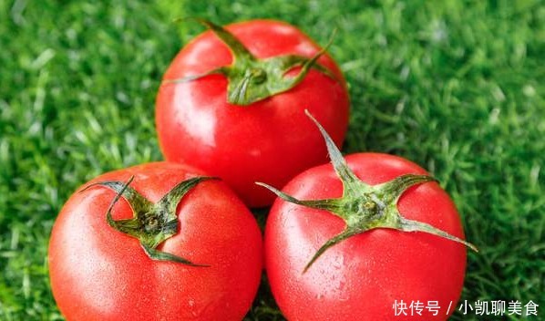 塑料袋|买回家的西红柿别放冰箱,学会这个方法,一个月不坏,越放越鲜甜