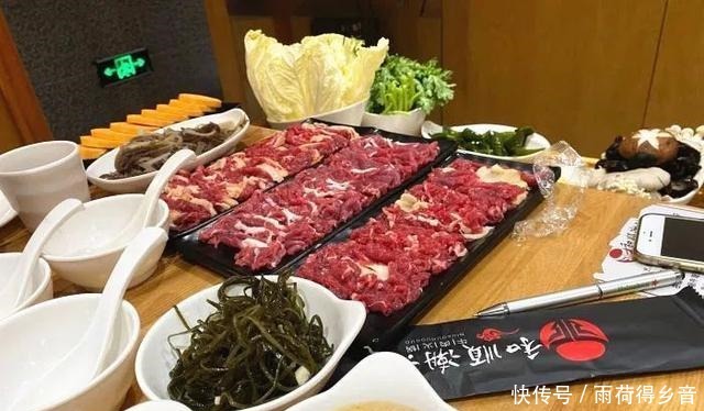 长春的美食数不胜数,让人百吃不厌、流连忘返