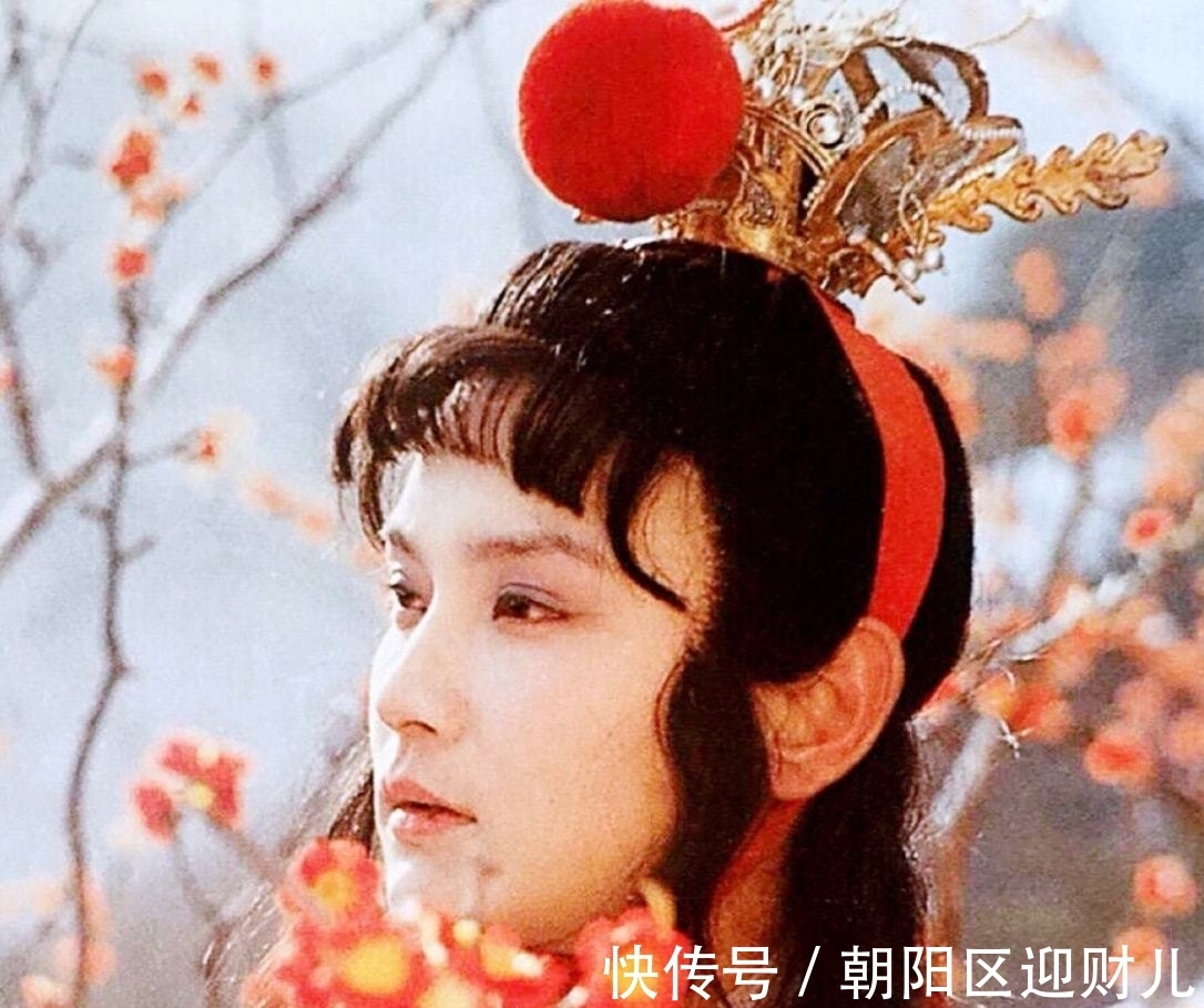 王夫人&《红楼梦》：夸孩子都夸不对，贾赦饭桌上这番话有多愚蠢？