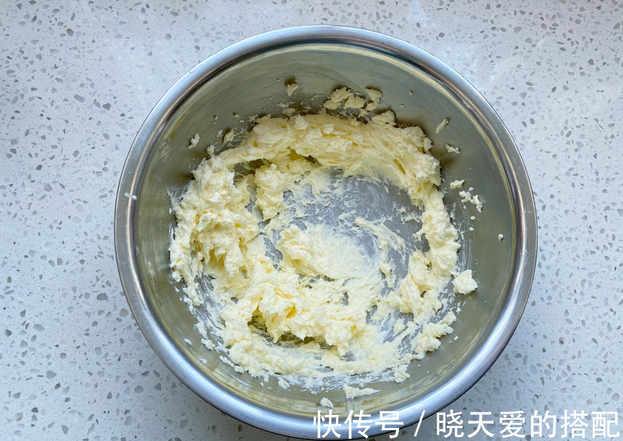 香酥掉渣的黄油饼干在家就能做，制作简单不含添加剂，孩子也能吃