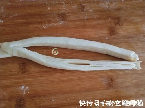 发面|发面不要只放酵母了，多加一料，做出的花卷，蓬松暄软，层次多