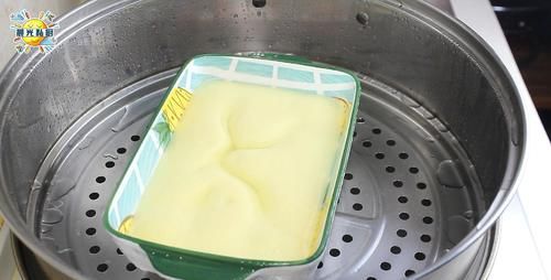  创意年菜：鸡蛋豆腐，用锅蒸出来的豆腐，制作简单，还能控制口感