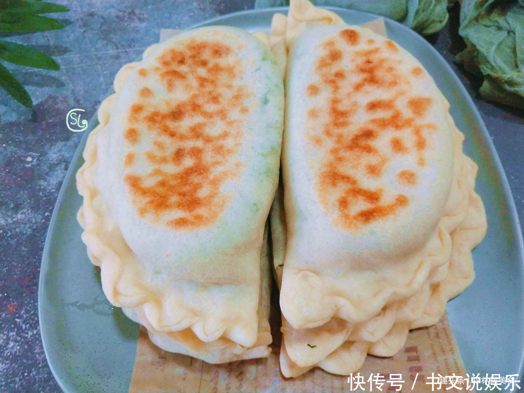 做韭菜盒子,记住两点,饼皮柔软不破皮,馅料不出水,放凉也不硬