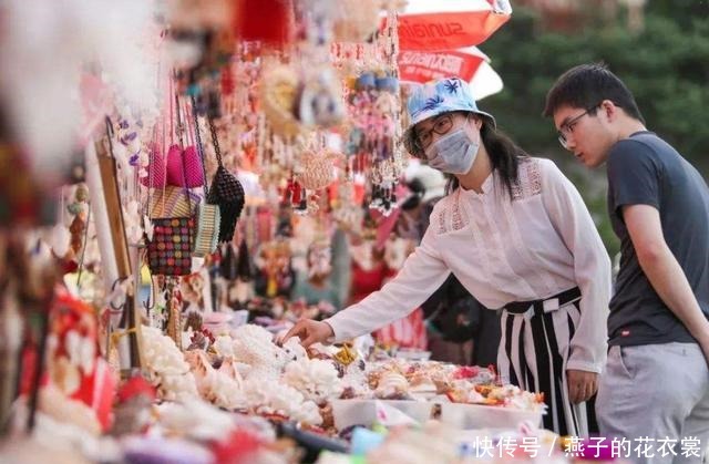 纪念品|那些“脑子进水”时买的旅游纪念品，现在是不是都已变“垃圾”