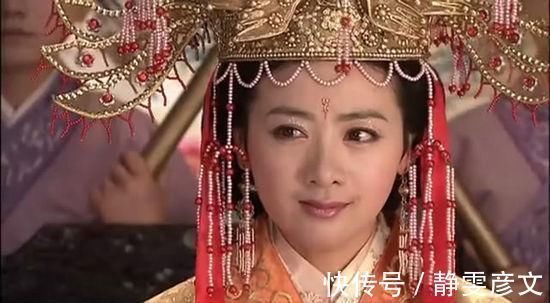 红楼梦#薛宝钗选秀为何失败？贾母一句恭维话说出了答案