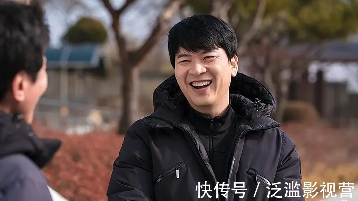 《羽球少年團(tuán)》:阻絕社會(huì)現(xiàn)實(shí),為青春喝彩的校園藩籬