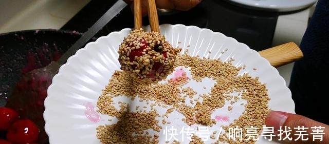 山楂锅里蒸一蒸,作用拿钱买不到,奶奶偷教妙招,可惜懂的人不多!