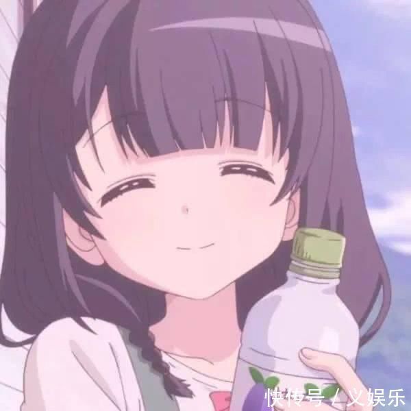 女孩子常用手“摸”这3部位,颜值会越来越低,怪不得被叫“阿姨”