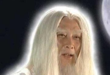 老道人!封神演义,鸿钧老祖出场时有多霸气从哪吒的表现就能看出