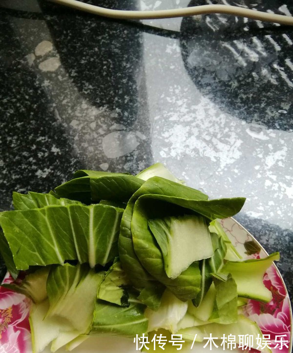 大白菜|天冷了,吃这菜最合适,10分钟就上桌,健康营养,超级下饭!