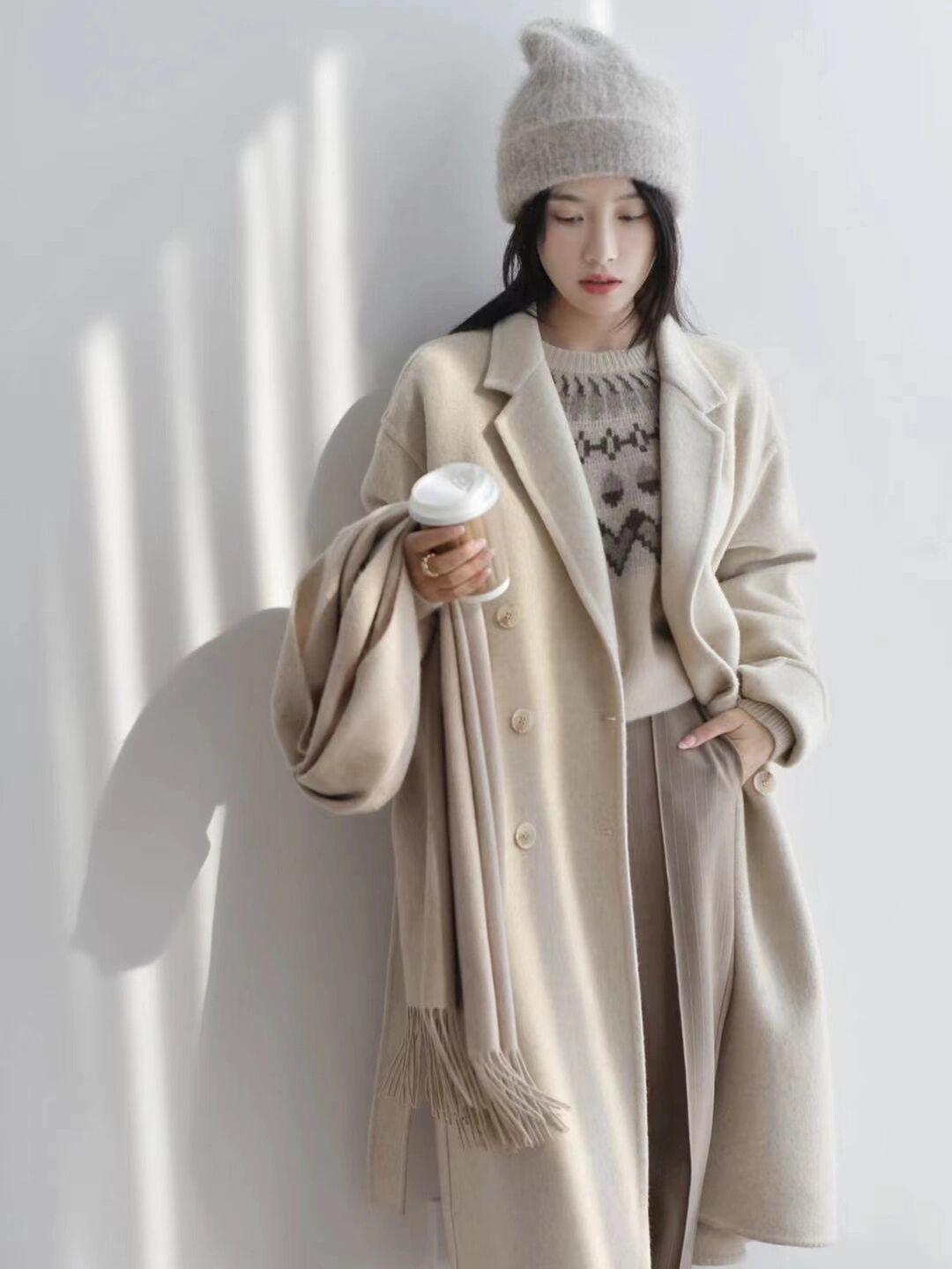百搭 “大衣”才是冬季搭配的王者单品，保暖舒适又百搭，美得高级
