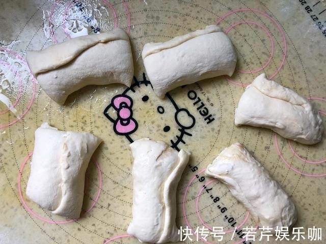 早餐|我家最爱的早餐,不发面不烫面,和点面就能做,吃着又软又香