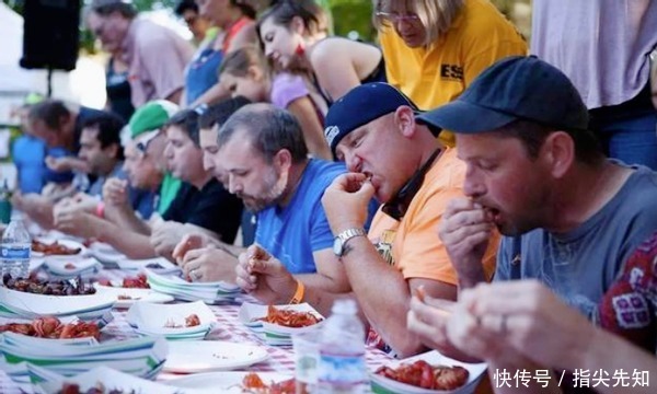 挡不住的“中国魅力”,全美超4万家门店,美国人排队百米购买