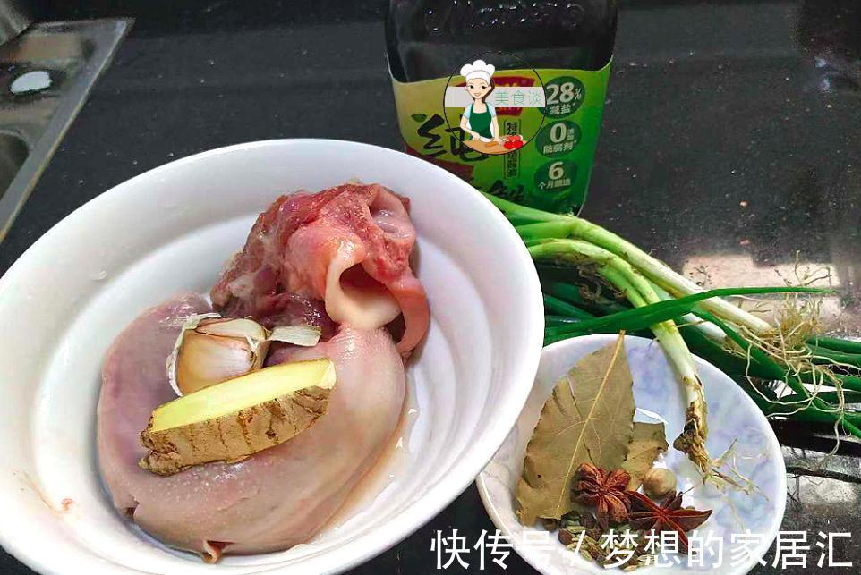 秋天吃牛羊肉不如吃此,35元一条,煮好切片淋上料汁,滋补又馋人