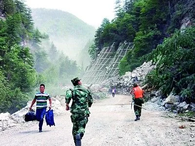 天下风物——《【平凡英雄非凡力量】诗韵咏合》风光题照