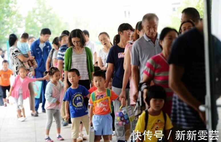 孩子|幼儿园有没有必要上?去过幼儿园和直升小学的孩子,长大后有差距