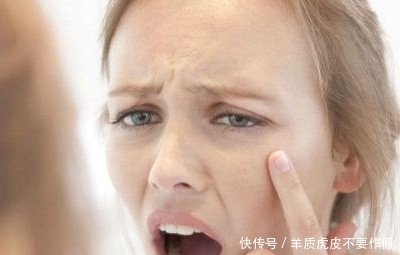 牛奶|皮肤科主任:牛奶配上它,睡前喝一点,脸白嫩了,色斑绕开走