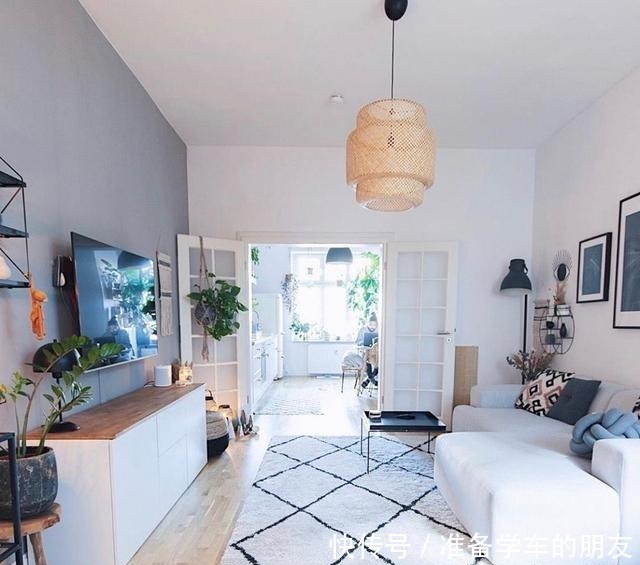 墙面|北欧夫妇的家,简单精致,这么温暖的家居布置,看着超治愈!想住!