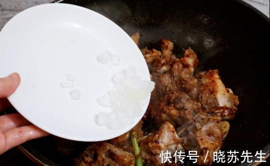 早上来一碗鲜美的排骨面,管饱又解馋,赶快来一份