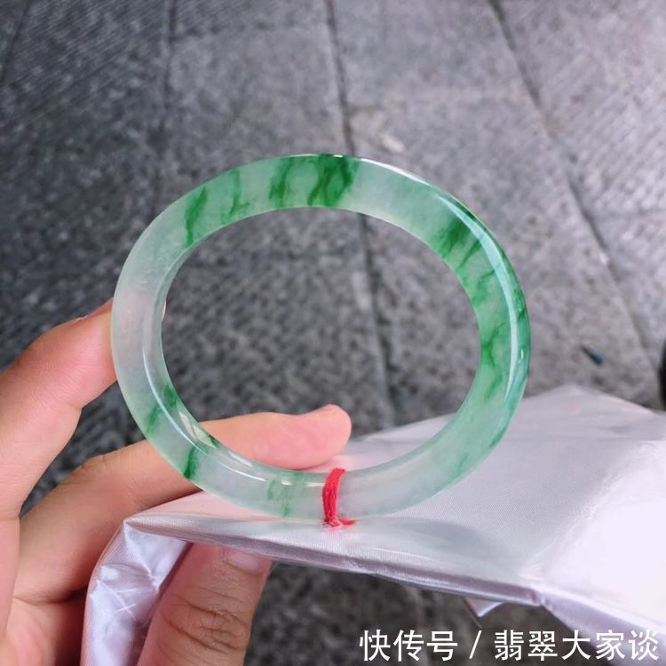  手镯|翡翠手镯那些事！这应该是最全、最详细的介绍！