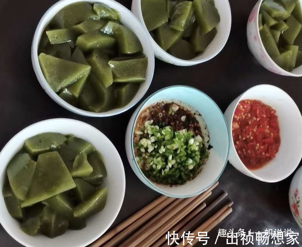 神仙树|农村制作豆腐不用大豆,用这种树叶,晶莹透亮,人称“神仙豆腐”
