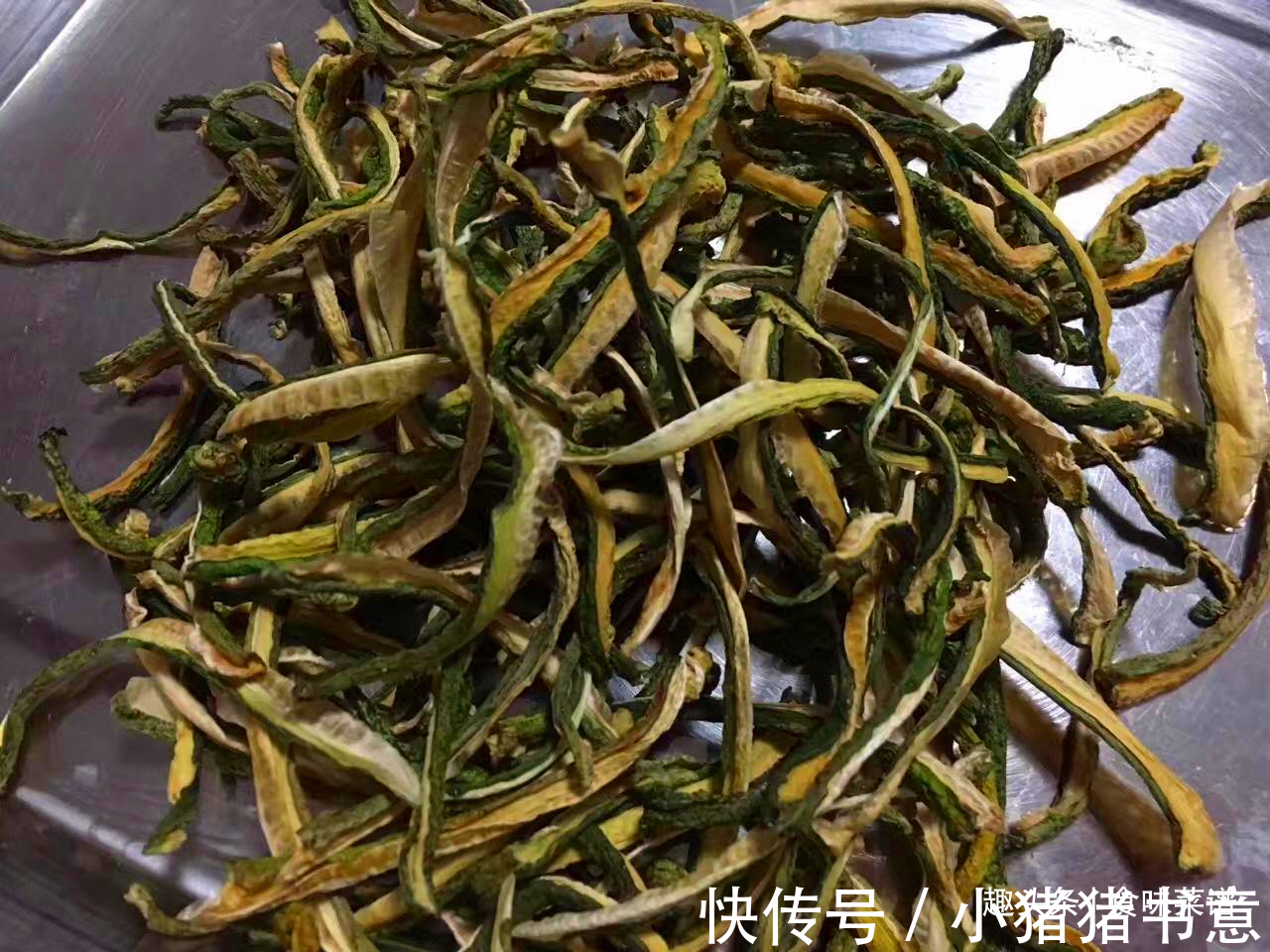 趁着阳光充足,此9种蔬菜可以多晒一些,留着冬天吃,炖肉特别香