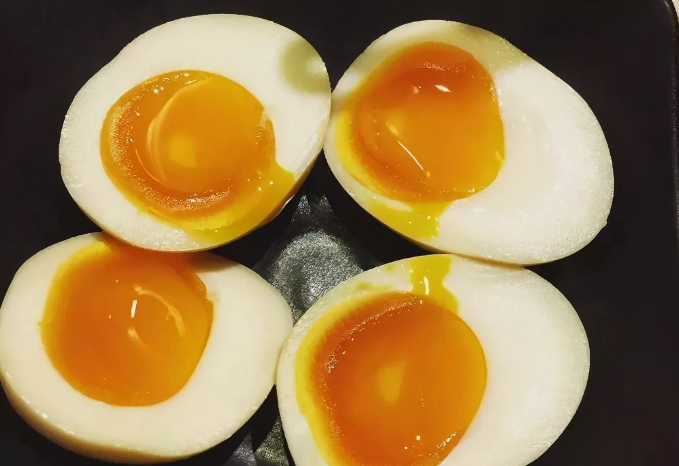 妈妈|一颗溏心蛋,儿子被送进医院,妈妈后悔:早知道就不这么做了