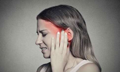 手掌上有5大穴位,平时经常刺激功效可不小,经常按摩还可以治病