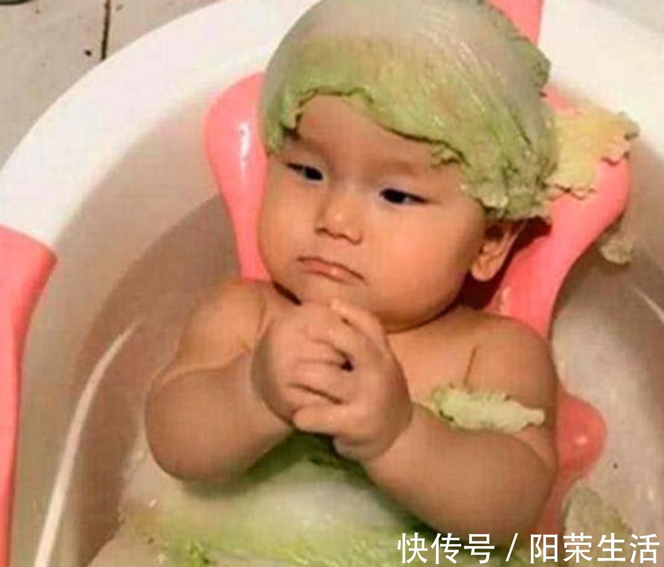 姥姥|一岁孩子不得不被送到姥姥家，宝妈魂不守舍，看到照片笑喷了