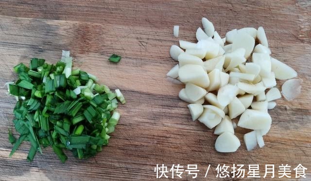 芝麻油|立秋后，这2样搭配一起拌，香味独特，吃起来喷香可口！