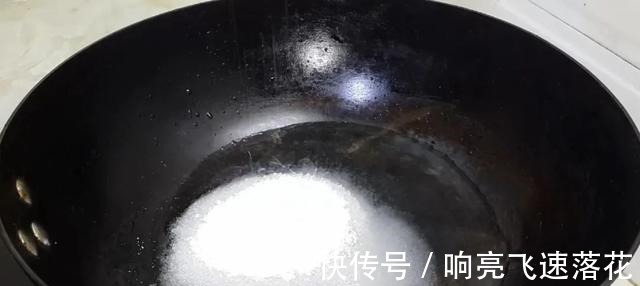 糯米水|芝麻糯米粉这样做,大勺一搅,做出好吃的软糖片,平时待客全靠它!