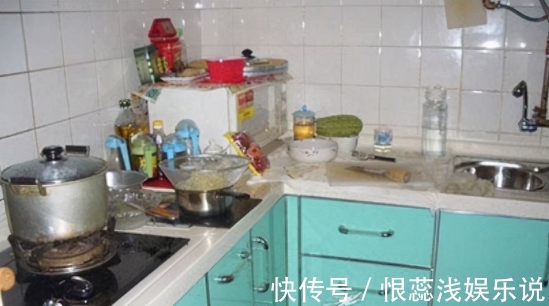 收纳|武汉发现一户人家厨房，布置的真高级，拍给大家看看，美观又实用