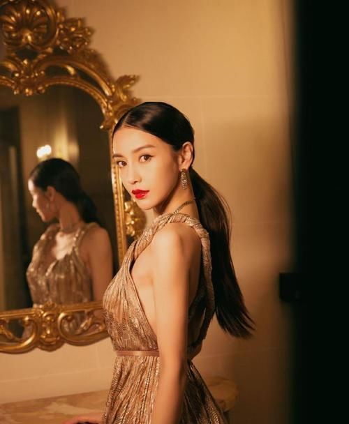 女人过了40岁,尽量避开这5种发型,尤其是第二种,显老又土气