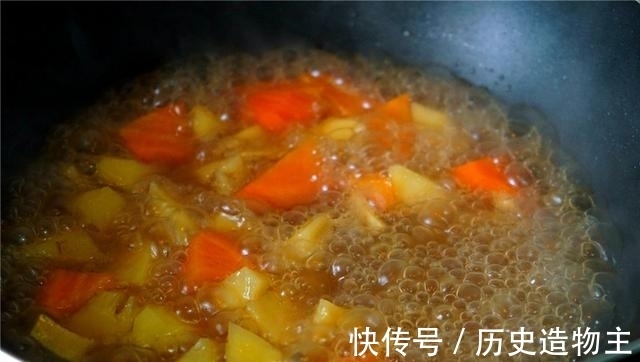 口感|一家三口的咖喱菜,咖喱块放多少口感最佳?这道食谱最实用诠释