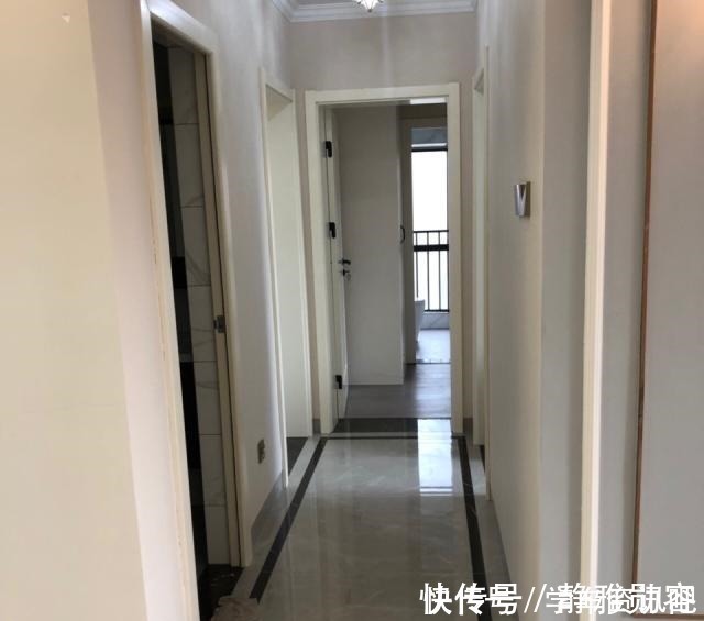 电视背景墙|历时三个月完工,打扫干净就很漂亮,电视墙实在抢眼,家人很高兴!