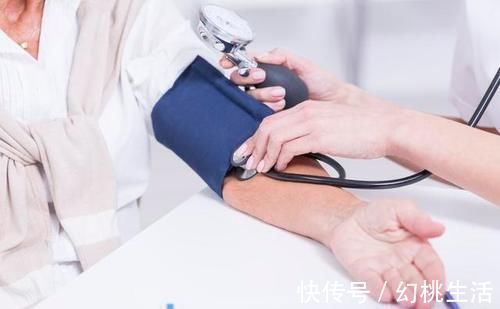 老年高血压|老年高血压表现为收缩压高,舒张压低,有什么危害,怎么治疗?
