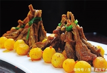 下巴|美食推荐:孜然土豆鸭下巴、文思豆腐配馓条、焖烧三宝制作方法