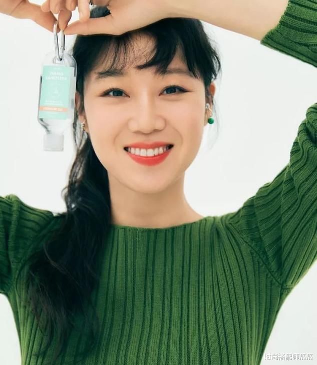 今年春夏流行这5款“颜色”，显白气质又高级，谁穿谁美！