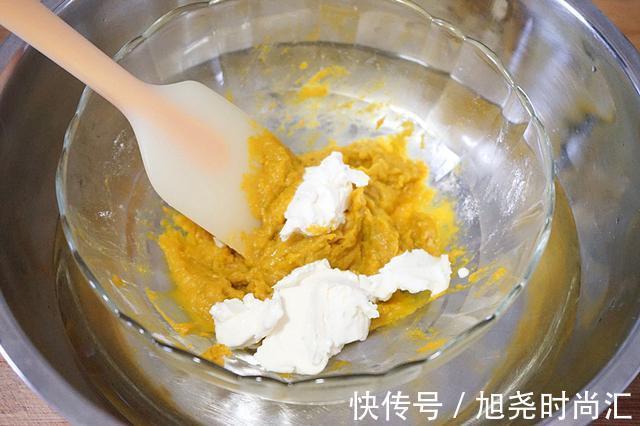 吐司|贝贝南瓜香甜软糯，做成吐司馅料好吃到爆，这食谱已被千人收藏了