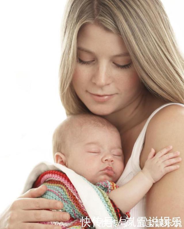入睡|宝宝为何喜欢被母亲抱着睡培养孩子睡眠好习惯,做好4点很关键