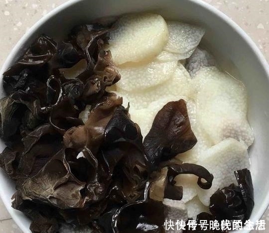 多糖体|“天然阿司匹林”终于出现,隔三差五吃次它,让血管“焕然一新”